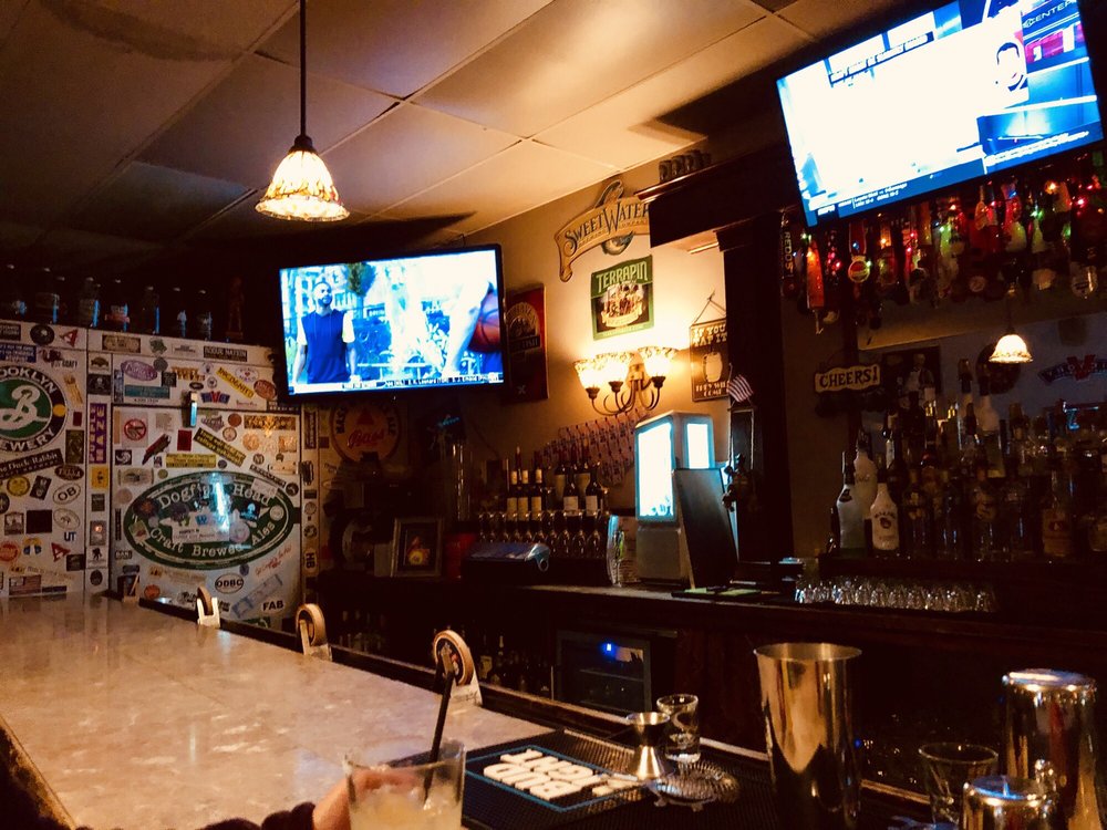 COASTERS DOWNTOWN DRAUGHT HOUSE 17 Reviews 216 N Poindexter St