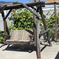 Rio Vista Wines at the Cabin - Outdoor patio