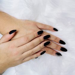 Lathrop Amazing Nails & Spa - By Ivy