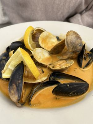 Mendocino Cafe by null