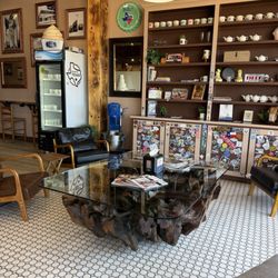 Village Creamery - Sitting entry area