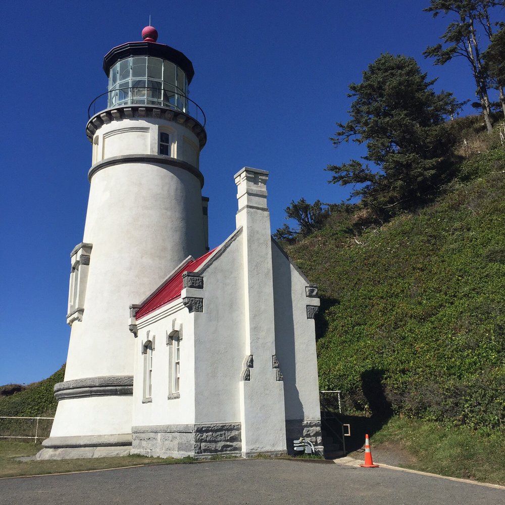 Heceta Head Lighthouse - Paying an old friend a visit - Landmarks & Historical Buildings Near Me - Florence, Oregon Heceta Head Lighthouse - Paying an old friend a visit - Landmarks & Historical Buildings Near Me - Florence, Oregon
