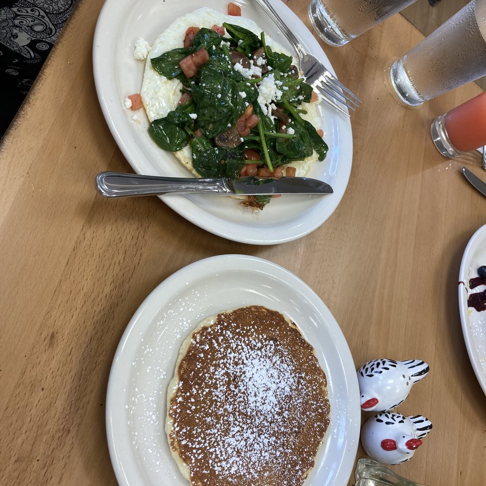 Breakfast House Oak Park - Egg white fritata with pancake - Breakfast & Brunch Near Me - Oak Park, Illinois Breakfast House Oak Park - Egg white fritata with pancake - Breakfast & Brunch Near Me - Oak Park, Illinois
