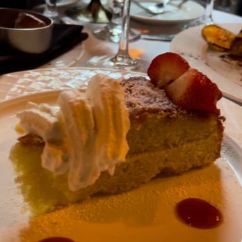 La Storia Ristorante - Olive Oil Cake - Italian Near Me - Chicago, Illinois La Storia Ristorante - Olive Oil Cake - Italian Near Me - Chicago, Illinois