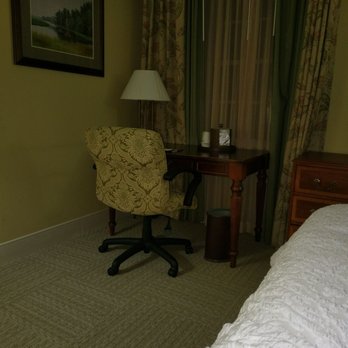 Hampton Inn Charleston-Historic District - The desk is a decent size. - Hotels Near Me - Charleston, South Carolina Hampton Inn Charleston-Historic District - The desk is a decent size. - Hotels Near Me - Charleston, South Carolina