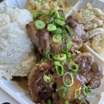 Ai Pono Cafe - Oxtail stew - Asian Fusion Near Me - Costa Mesa, California