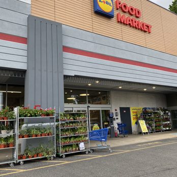 Lidl - Grocery Near Me - Syosset, New York