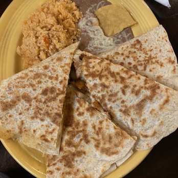 Osuna's Restaurant - Chicken quesadilla - Mexican Near Me - Walnut, California Osuna's Restaurant - Chicken quesadilla - Mexican Near Me - Walnut, California
