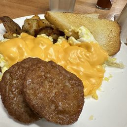 "The Usual" with Turkey Sausage.