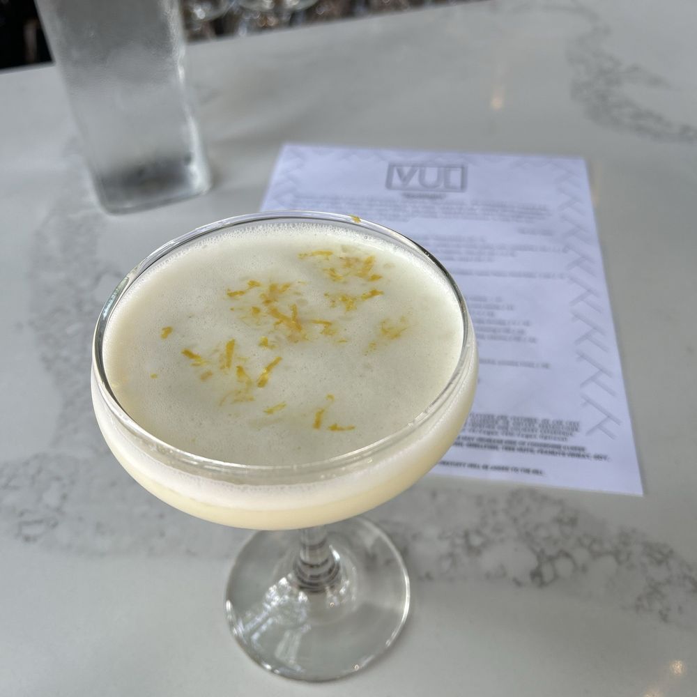 Vue - Lemon cocktail - Cocktail Bars Near Me - Wadsworth, Ohio Vue - Lemon cocktail - Cocktail Bars Near Me - Wadsworth, Ohio