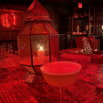 The Northcott Liquorette - a candle and a drink - Lounges Near Me - Naperville, Illinois