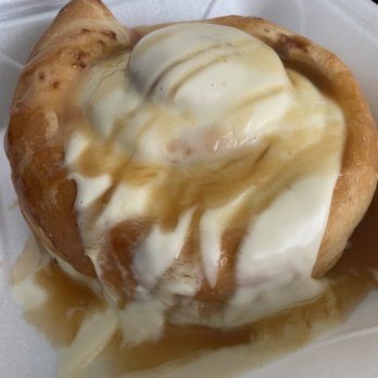 Ze's Diner - Cinnamon Caramel French Toast - Diners Near Me - Eagan, Minnesota