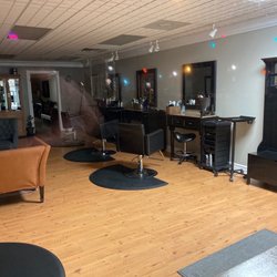 Salon 104