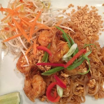 Red Elephant - Shrimp Pad Thai - Thai Near Me - Marietta, Georgia