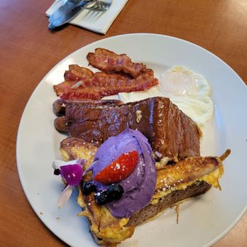 Guieb Cafe - French Toast Combo with mascorpone sauce - New American Near Me - Honolulu, Hawaii Guieb Cafe - French Toast Combo with mascorpone sauce - New American Near Me - Honolulu, Hawaii