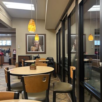 Chick-fil-A - Dining area - Fast Food Near Me - Birmingham, Alabama