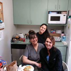 PC Smiles Milwaukie - Pizza party