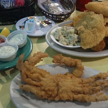 Middendorf's - Manchac - Soft shell crab and large catfish plate - Seafood Near Me - Akers, Louisiana Middendorf's - Manchac - Soft shell crab and large catfish plate - Seafood Near Me - Akers, Louisiana