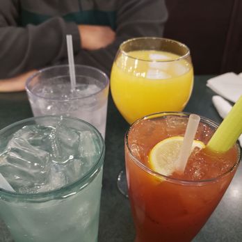 Metro Diner - Bloody mary and mimosa - Diners Near Me - Plainfield, Indiana