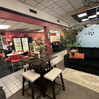Downtown Mall & Marketplace - Shopping Centers Near Me - Sebring, Florida