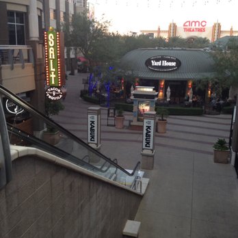 Westgate Entertainment District - Shopping Centers Near Me - Glendale, Arizona