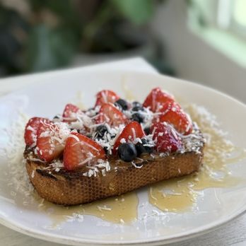 Blue Palm Mission Beach - Berry toast - Coffee & Tea Near Me - San Diego, California Blue Palm Mission Beach - Berry toast - Coffee & Tea Near Me - San Diego, California