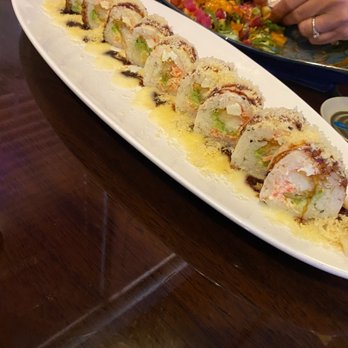Mamasan Sushi - Lobster roll with tuna nachos in the back - Japanese Near Me - Houston, Texas Mamasan Sushi - Lobster roll with tuna nachos in the back - Japanese Near Me - Houston, Texas