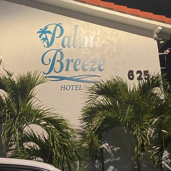 Palm Breeze Hotel - Hotels Near Me - Lake Worth, Florida