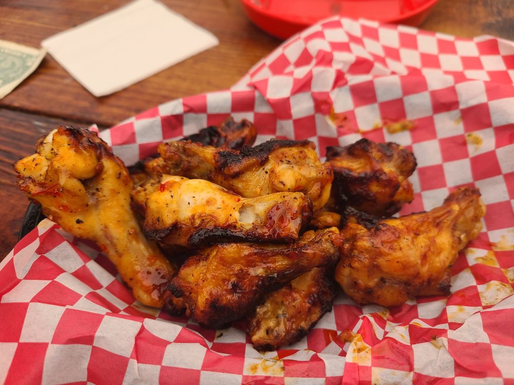 SAMS PLACE Updated September 2024 103 N Parkerson Ave, Crowley