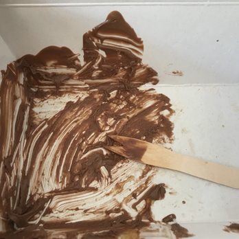 Mr Puffs - Oh yeah. Nothing left! - Desserts Near Me - Pointe-Claire, Quebec
