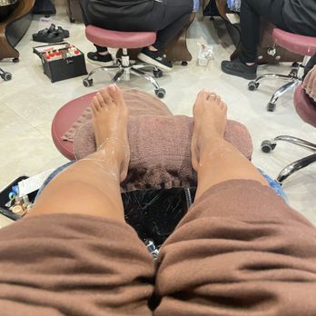 Anthony Vince Nail Spa - Nail Salons Near Me - Friendswood, Texas