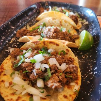 Que Onda - Matthews - Ground Beef Street Tacos - Mexican Near Me - Matthews, North Carolina