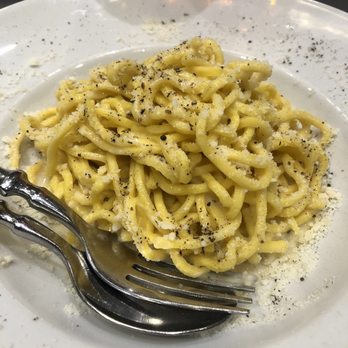 Roscioli - Cacio e pepe - Salumerie Near Me - Rome, RM