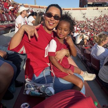 Oklahoma Sooners Stadium - Horns Down!! - Stadiums & Arenas Near Me - Norman, Oklahoma Oklahoma Sooners Stadium - Horns Down!! - Stadiums & Arenas Near Me - Norman, Oklahoma