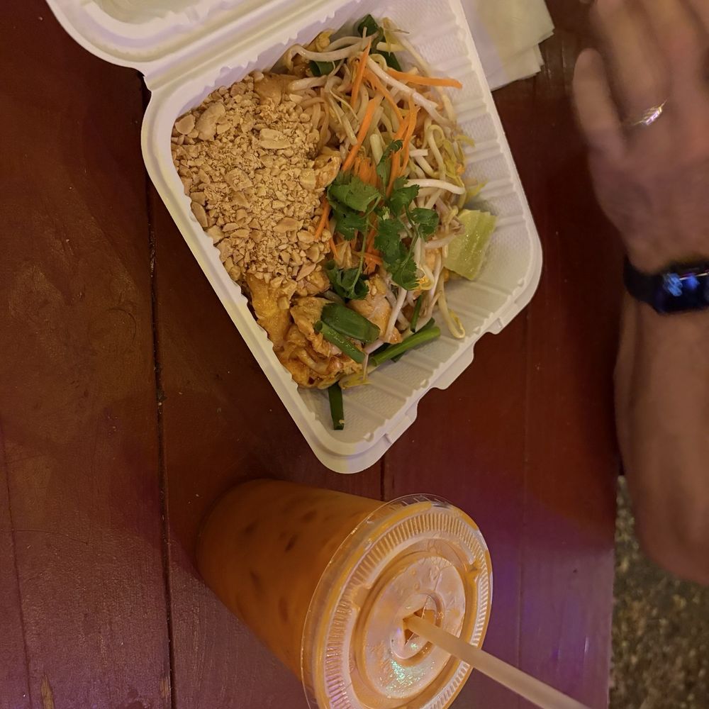 Craving Thai - Pad Thai and Thai tea - Thai Near Me - Koloa, Hawaii