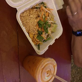 Craving Thai - Pad Thai and Thai tea - Thai Near Me - Koloa, Hawaii
