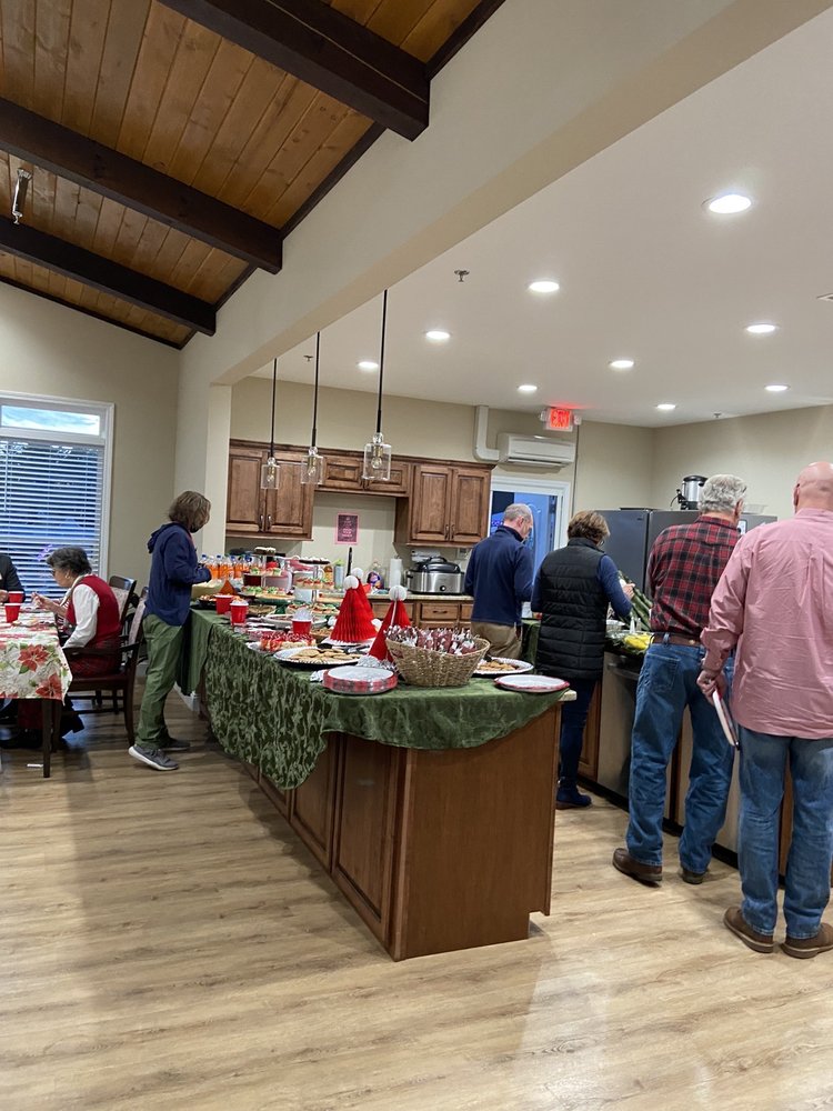 STONEHENGE SENIOR LIVING Updated September 2024 168 Stonehenge Dr