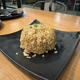 * Egg Fried Rice 蛋炒饭 * * Egg Fried Rice 蛋炒饭 *
