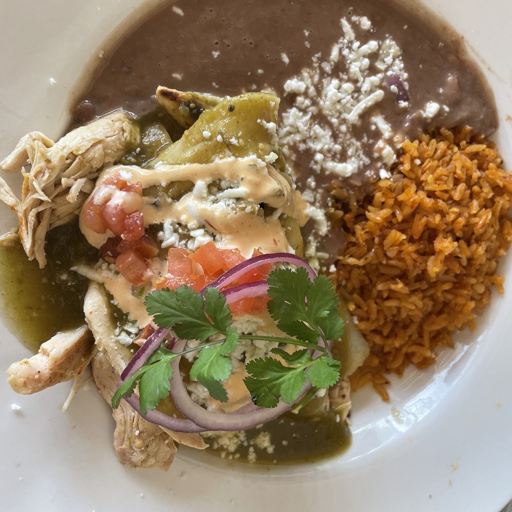 Los Sombreros - SMOKED CHICKEN ENCHILADA - Mexican Near Me - Mesa, Arizona Los Sombreros - SMOKED CHICKEN ENCHILADA - Mexican Near Me - Mesa, Arizona