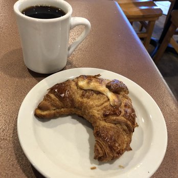 Bon Appetit Cafe - Pineapple Croissant - American Near Me - Houston, Texas