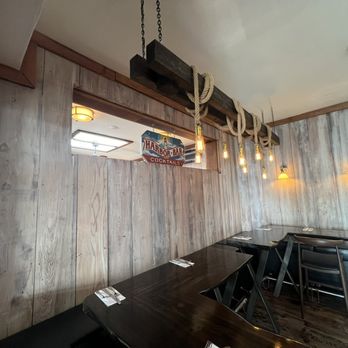 Ketch Harbor Pub - Updated bar seating - Seafood Near Me - Half Moon Bay, California
