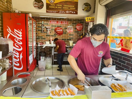 TACOS AL VAPOR “GIL” by null