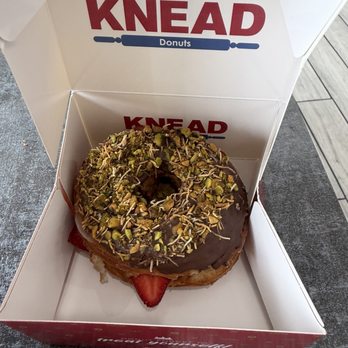 Knead Donuts & Tea - SOOOO GOOD!! so nice - Donuts Near Me - Signal Hill, California