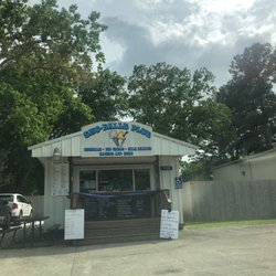 Snoballs Plus - Store front