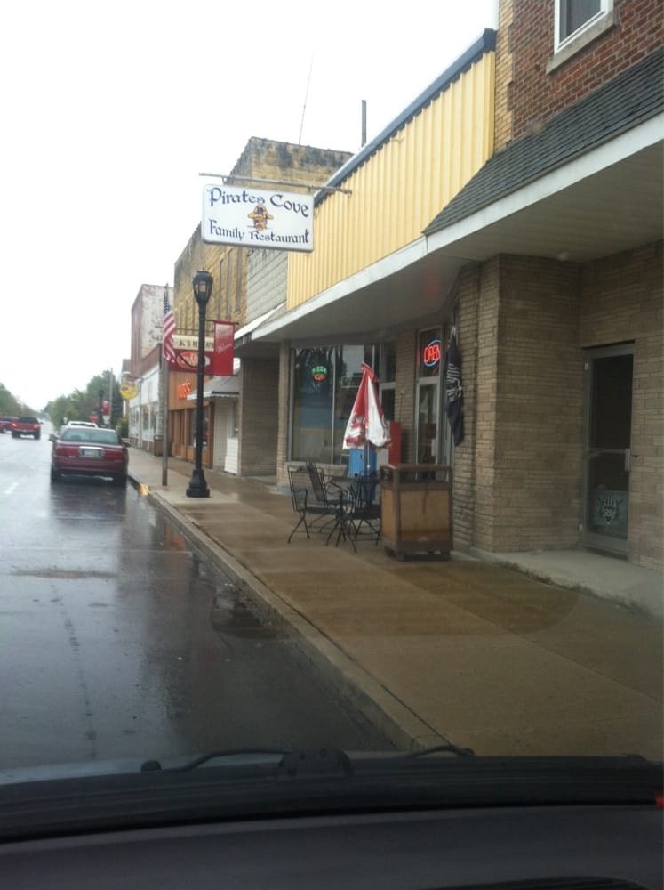 PIRATES COVE Updated April 2024 115 N Main St, Mendon, Ohio Restaurants Restaurant