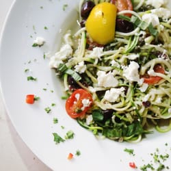 Taverna - Athena with zucchini "noodles"