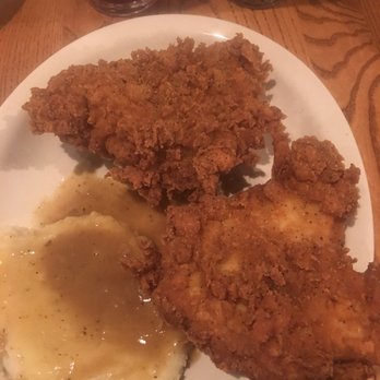 Cracker Barrel Old Country Store - fried chicken - American Near Me - Lumberton, North Carolina