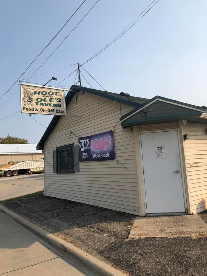 HOOT AND OLE’S Updated October 2024 105 11th St SE, Austin