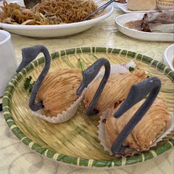 Pearl Bay Restaurant - Durian swans - Cantonese Near Me - Fremont, California Pearl Bay Restaurant - Durian swans - Cantonese Near Me - Fremont, California