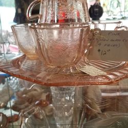 Guyton Antiques &Collectibles